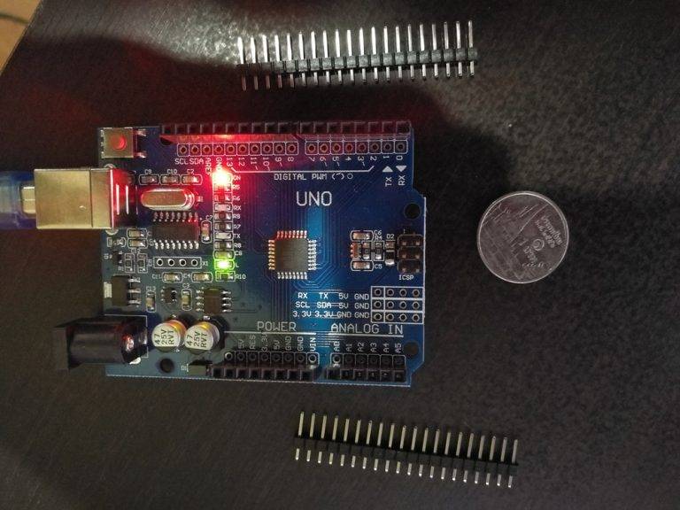 เริ่มเขียนโปรแกรมแรกกับ Arduino UNO R3